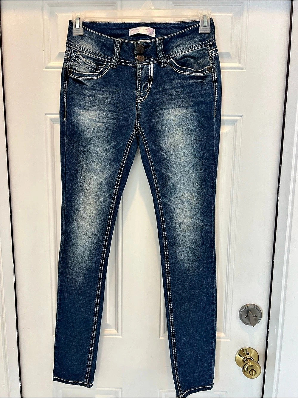 No Boundaries Jeans Size 3 Women’s Skinny Dark Wash Stretch Denim Mid Rise #1010
